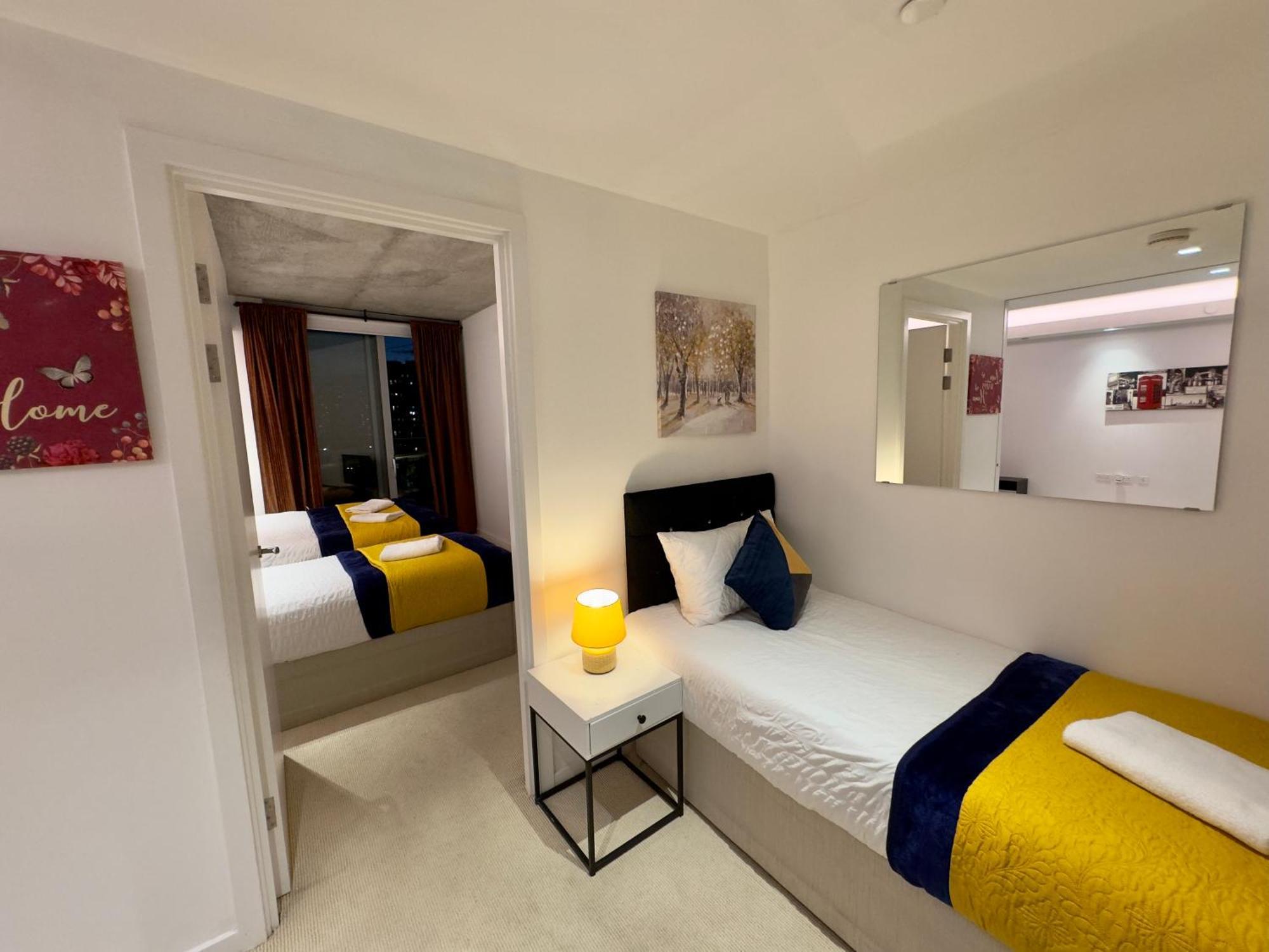 London Excel Cosy Apartment With Balcony & River View Close To O2 Arena, Cable Car, City Hall المظهر الخارجي الصورة