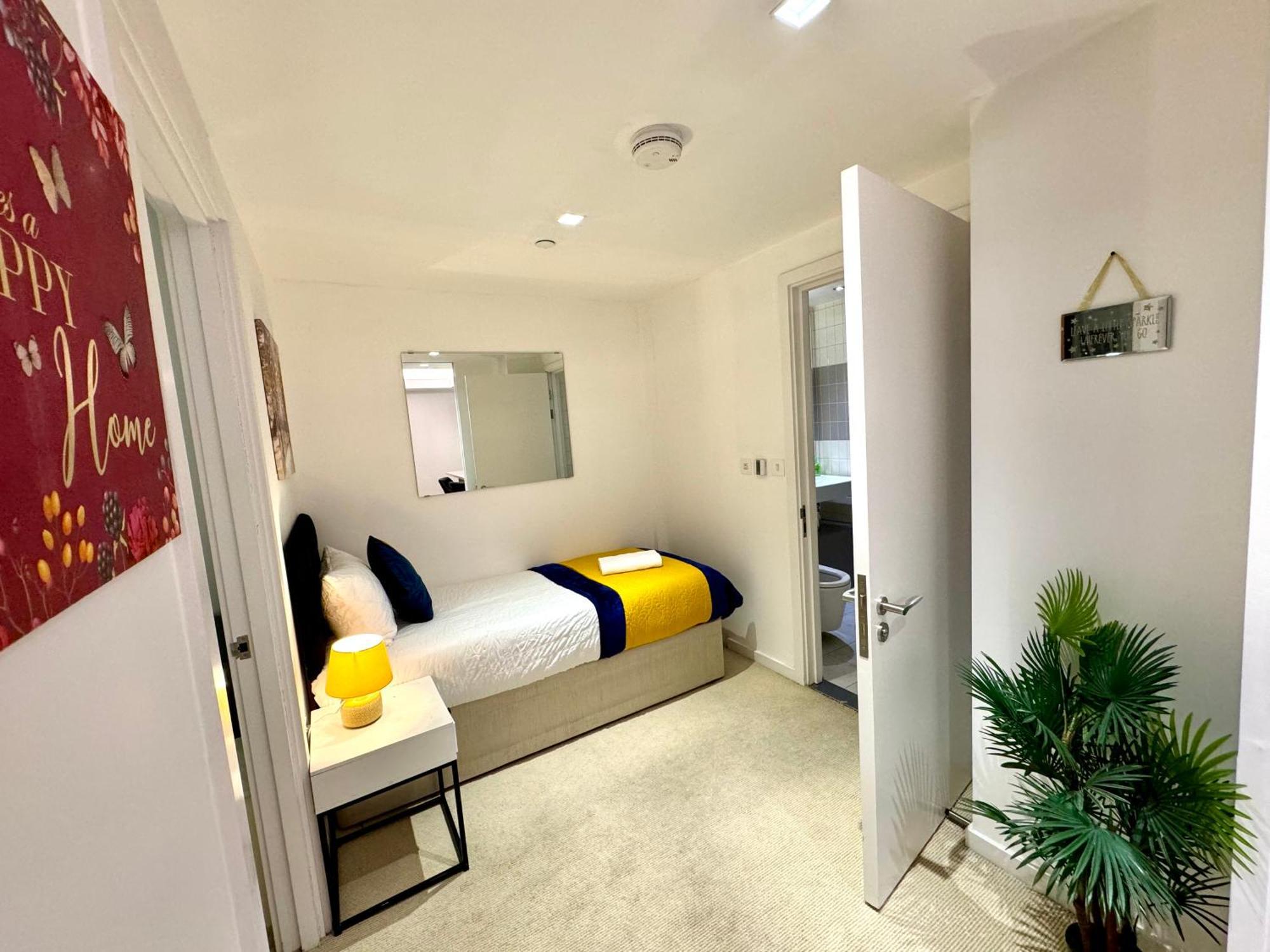 London Excel Cosy Apartment With Balcony & River View Close To O2 Arena, Cable Car, City Hall المظهر الخارجي الصورة